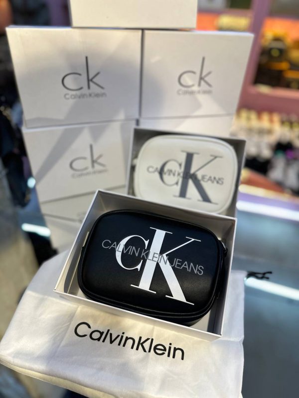 کیف کالوین کلین (Calvin Klein)