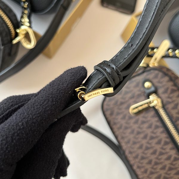 گیفت ست ۲ عددی کیف مایکل کورس  (Michael Kors) - Image 5