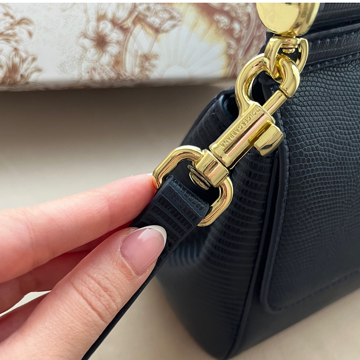 کیف دولچه اند گابانا (D&G) - Image 4