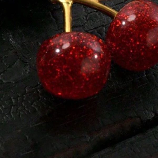 آویز کیف گیلاس کوچ (Coach Cherry Charm) - Image 3