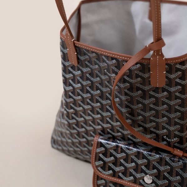 کیف گویارد (Goyard Saint Louis PM Bag) - Image 3