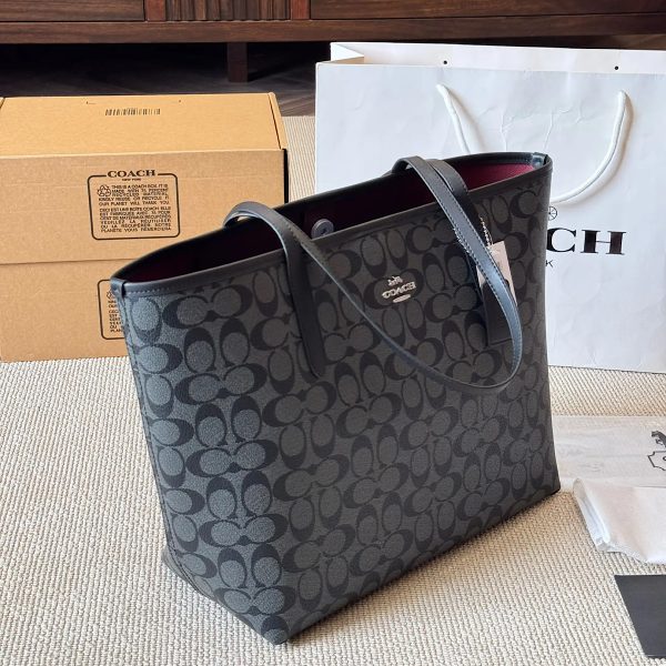 کیف کوچ توت بگ ( Coach Tote Bag )