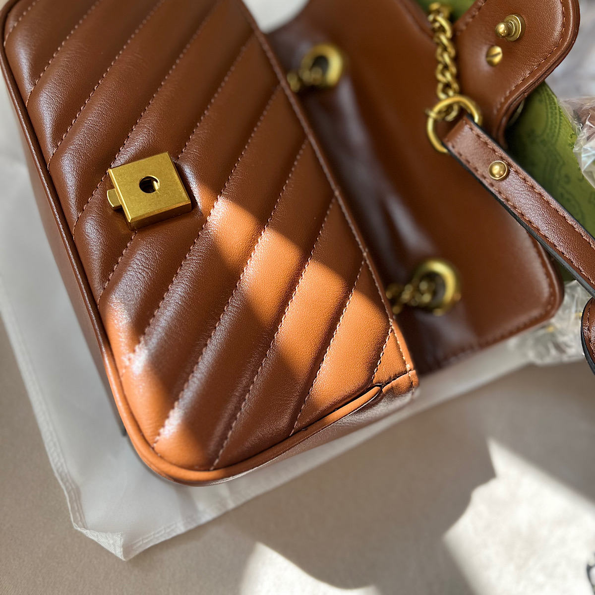 کیف گوچی سوپر مستر کوالیتی Gucci GG Marmont Bag in Brown | - Image 9