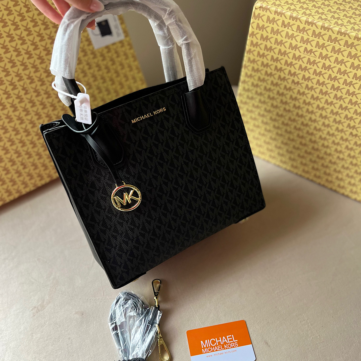 کیف مایکل کورس(Michael Kors mercer crossbody bag ) - Image 7