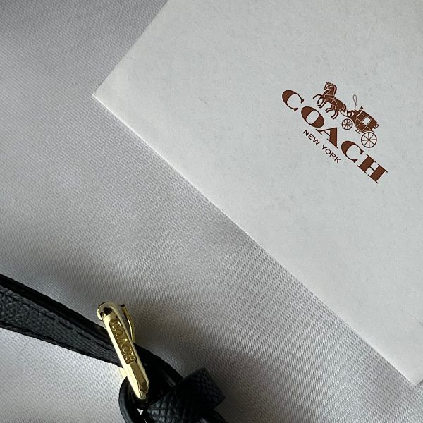 کیف کوچ صندوقی (Coach) - Image 6