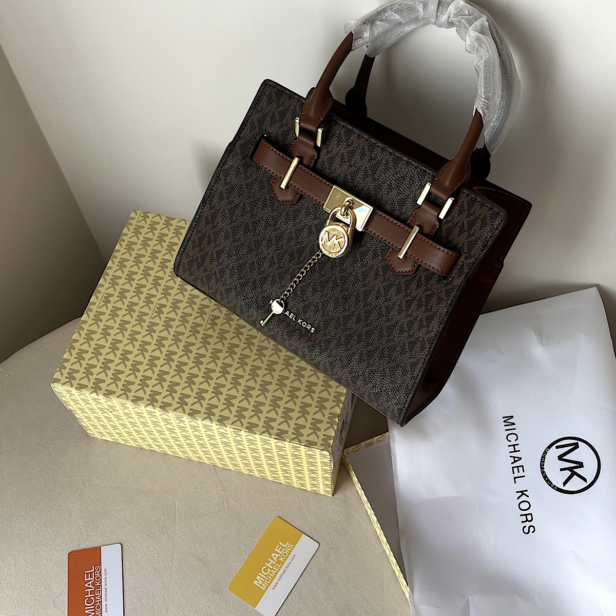 کیف مایکل کورس (Satchel Michael Kors Bag)
