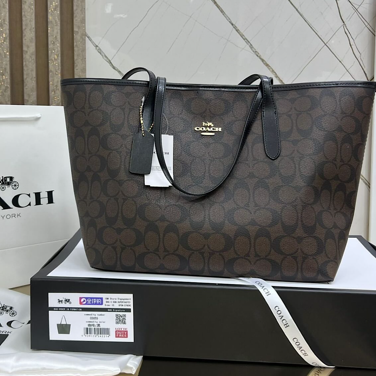 کیف کوچ توت بگ (Coach Tote Bag)