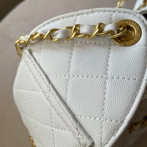 کیف شنل (CHANEL Hobo Bag White Caviar Antique Gold Hardware)
