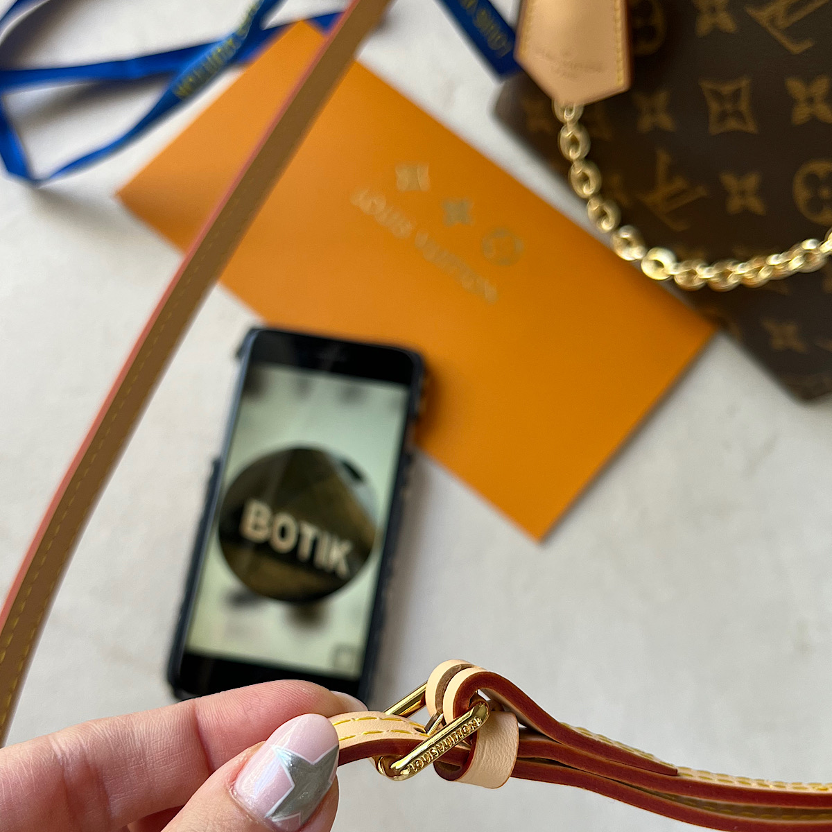 کیف لویی ویتون LOUIS VUITTON LV Lockit Bag - Image 5