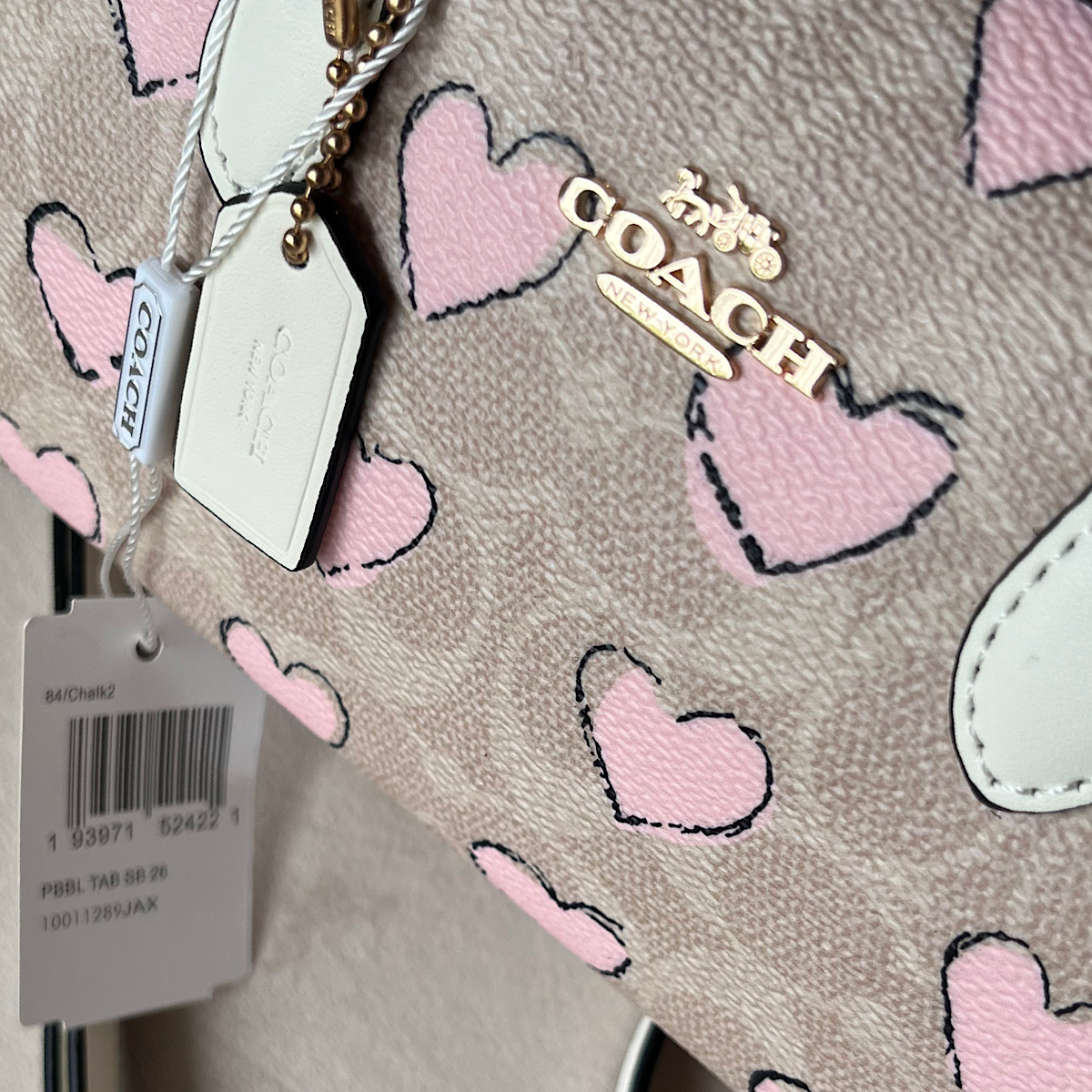 کیف کوچ لیمیتد ادیشن Coach Rowan Crossbody Bag with pink heart - Image 2