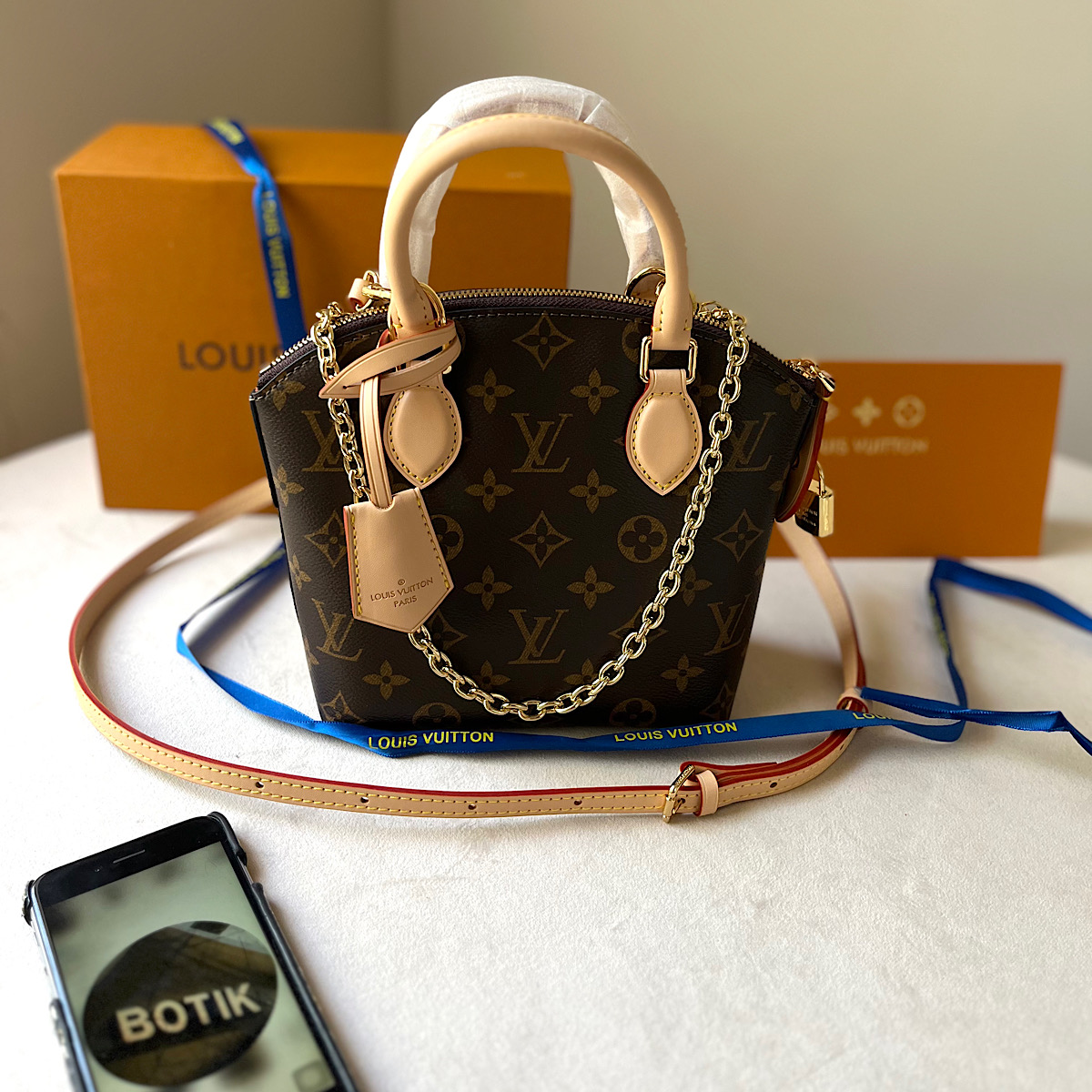 کیف لویی ویتون LOUIS VUITTON LV Lockit Bag - Image 3