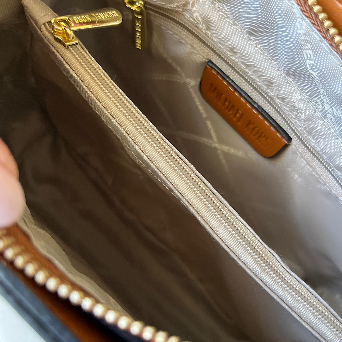 کیف مایکل کورس (Michael Kors Women's Marilyn Satchel) - Image 7