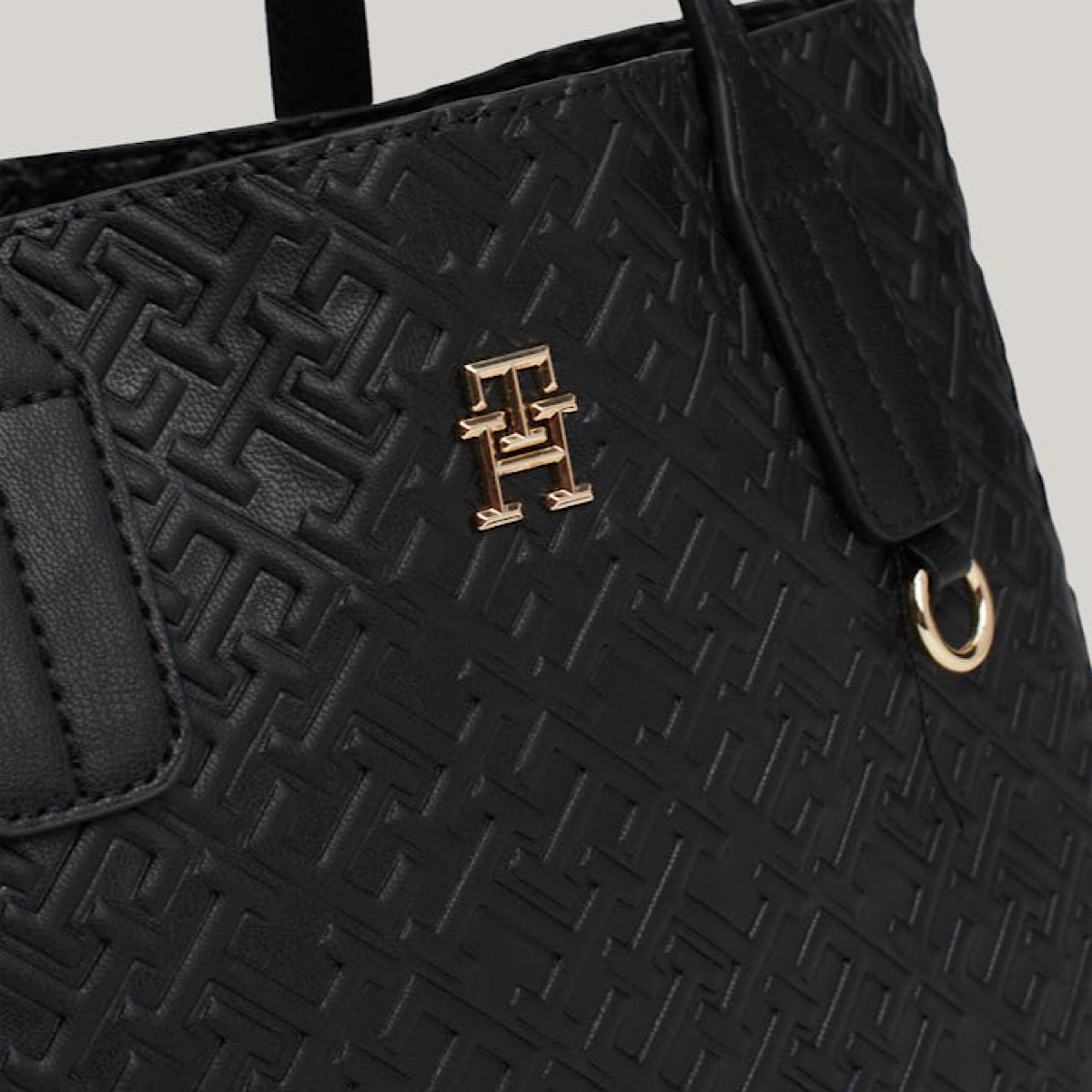 كيف تامي هيلفيگر Tommy Hilfiger Monogram Embossed Tote Black - Image 7