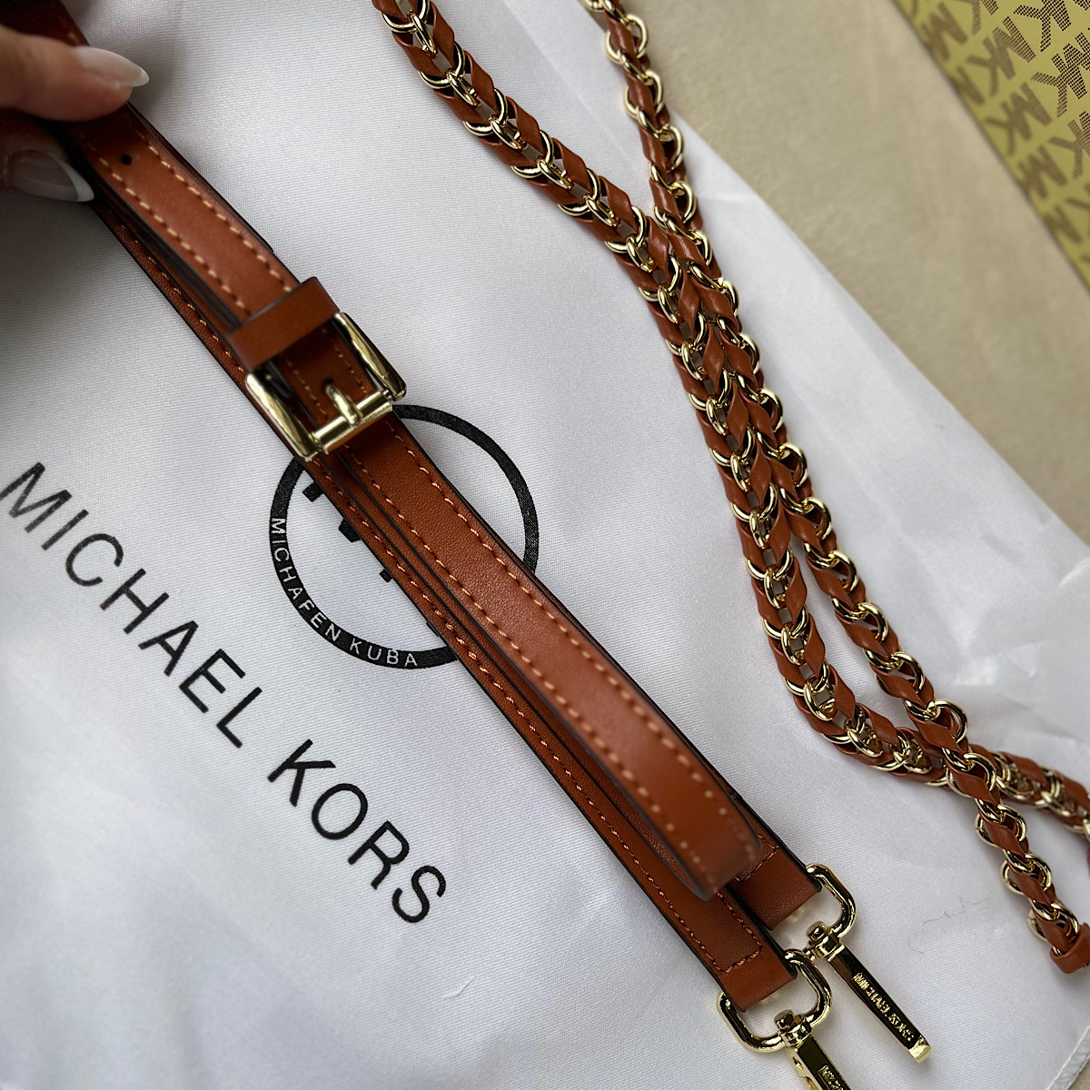 گیفت ست ۲ عددی مایکل کورس (Michael Kors) - Image 7