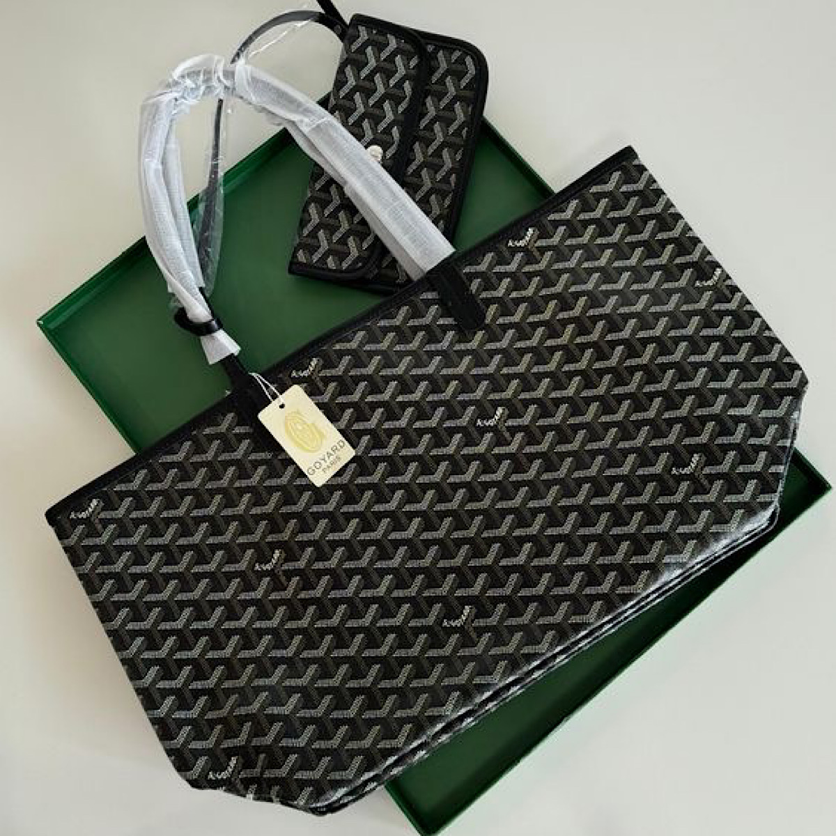 کیف گویارد (Goyard Saint Louis PM Bag) - Image 5