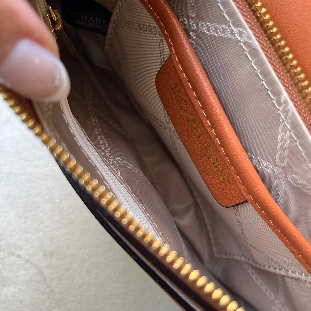 گیفت ست ۲ عددی مایکل کورس (Michael Kors) - Image 8