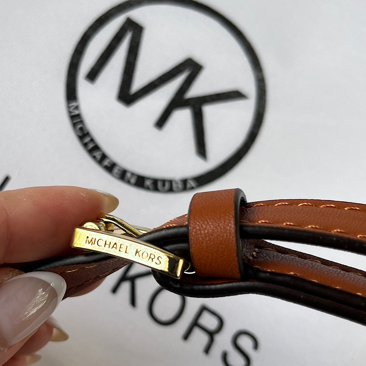 گیفت ست ۲ عددی مایکل کورس (Michael Kors) - Image 4
