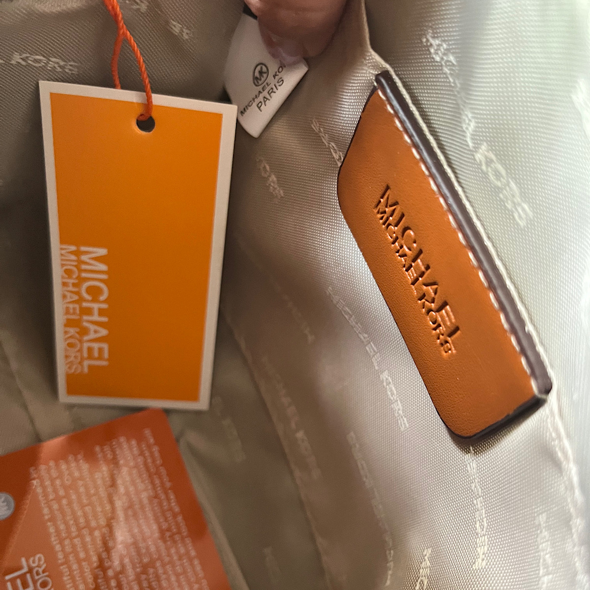 کیف مایکل کورس Michael Kors Duffle Crossbody Bag - Image 3