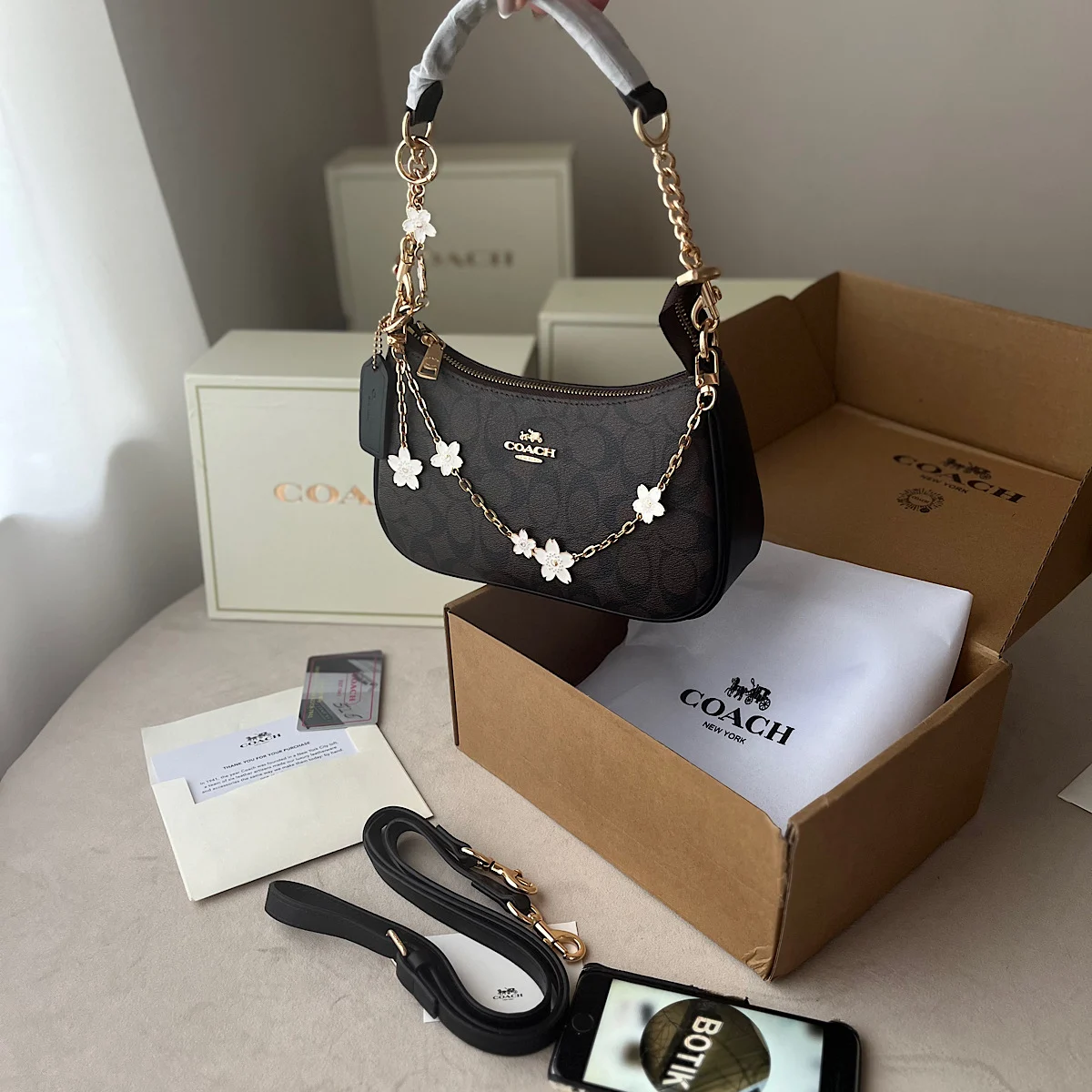 کیف کوچ لیمیتد ادیشن (Coach Teri Limited Bag)
