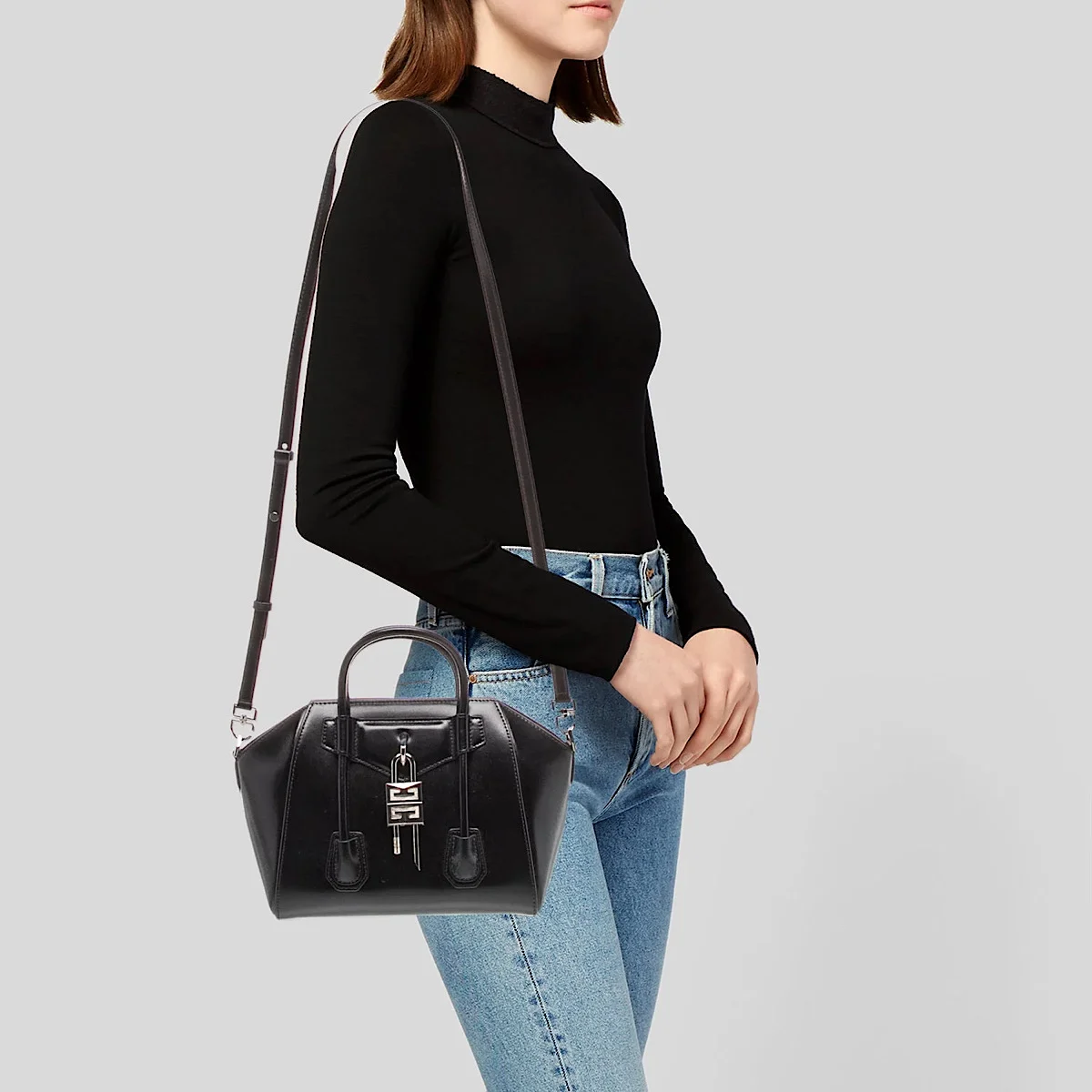 کیف جیوانچی Givenchy Antigona Lock bag - Image 7