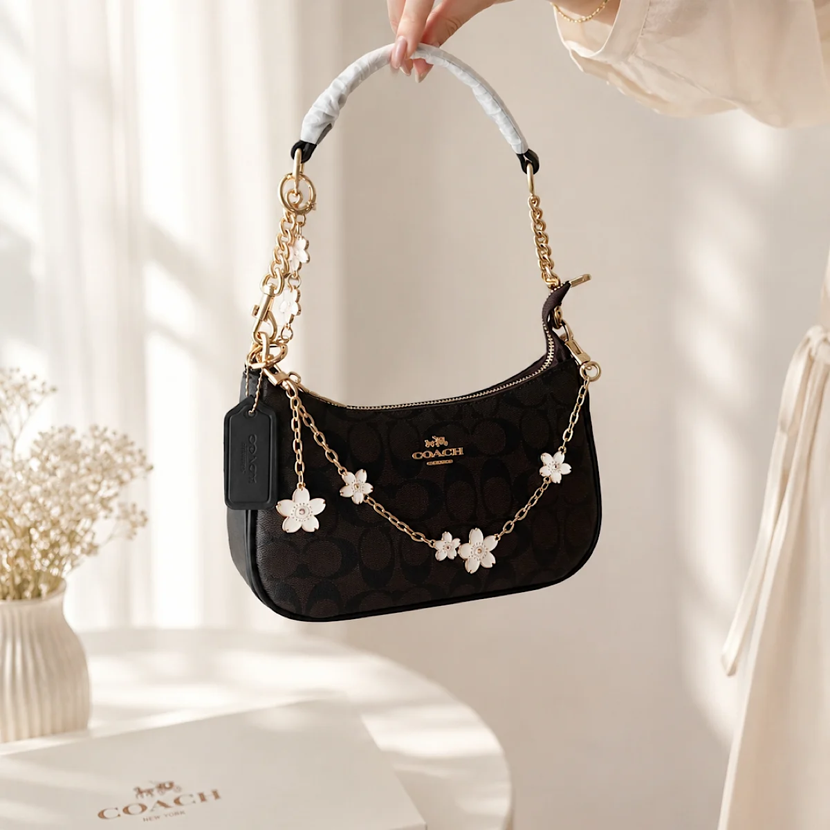کیف کوچ لیمیتد ادیشن (Coach Teri Limited Bag) - Image 7