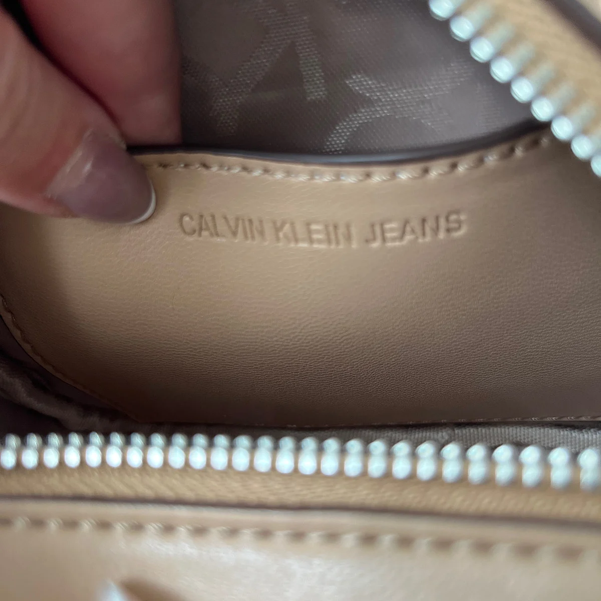 کیف کالوین کلین (Calvin Klein) - تصویر 4